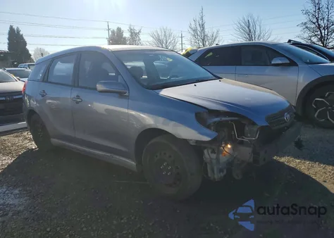 2003 Toyota Corolla Matrix Xr z USA, uszkodzony, nr VIN 2T1KR32E03C025340